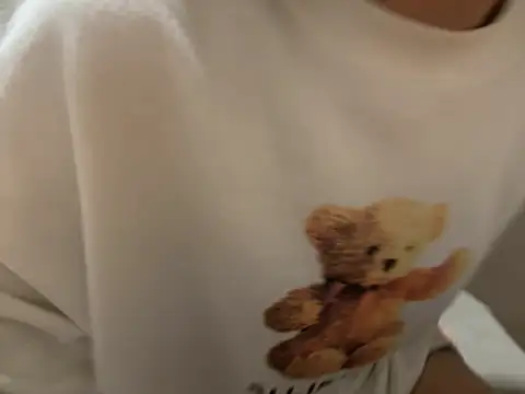 riri_riri_jp's Live XXX Chat