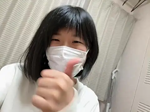 Chat XXX ao vivo de riri_riri_jp