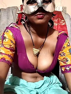 Show modela Babygard110 na web-kameri