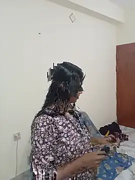 DesiRubina – webcam-show