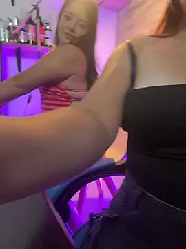 Chat XXX ao vivo de Lia_little18