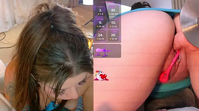 Lia_little18's Webcam Show