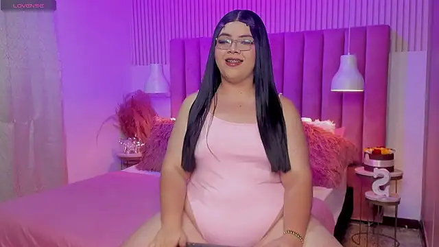 ScarlettDreamss7 webcam show
