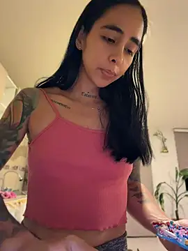XXX chat uživo modela sophierooy22