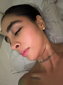 Chat +18 de sophierooy22 ao vivo