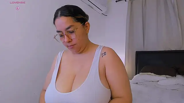 brithany_olson25's Live XXX Chat
