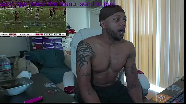FreakyRu webkamerás műsora