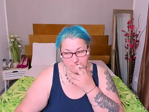 הופעת וובקאם של Sugarmommy_69X