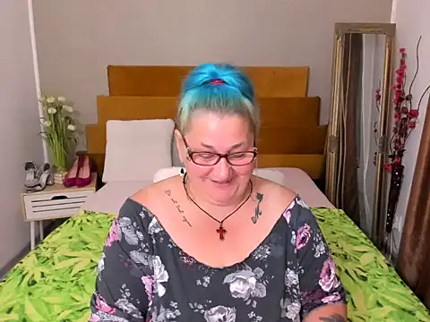 Sugarmommy_69X Chat XXX in diretta