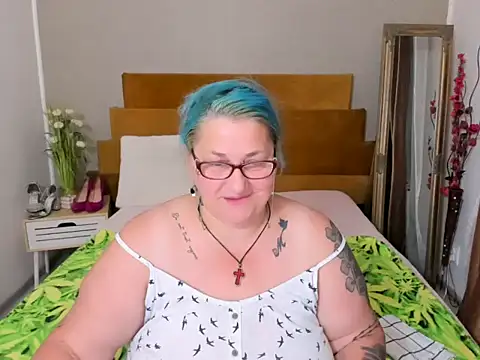 Sugarmommy_69X 现场XXX聊天