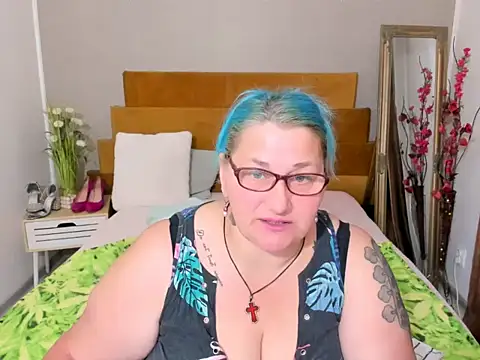 Sugarmommy_69X live XXX chat