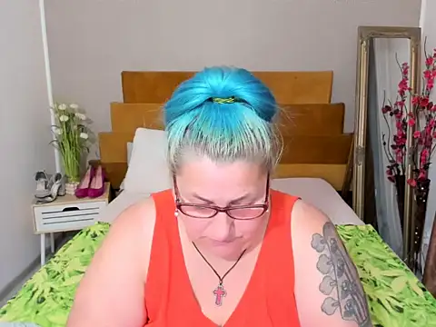 Sugarmommy_69X Chat XXX live