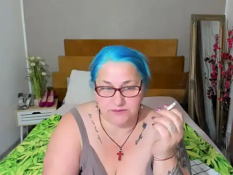 Sugarmommy_69X live XXX chat