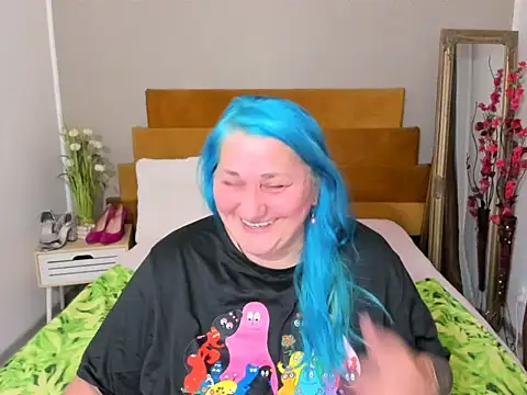 Sugarmommy_69X: онлайн-секс-чат