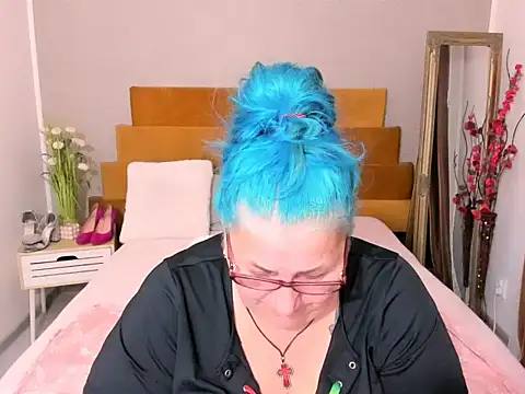 Sugarmommy_69X's Live XXX Chat