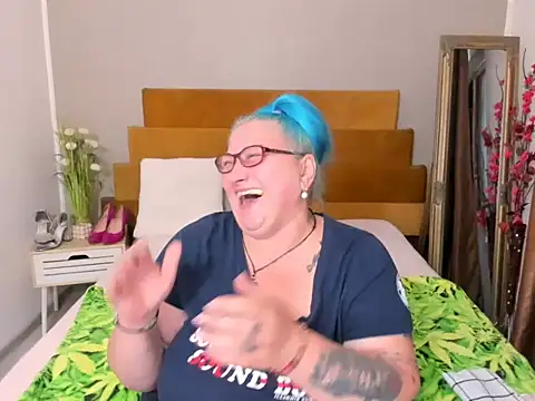 Sugarmommy_69XのライブXXXチャット
