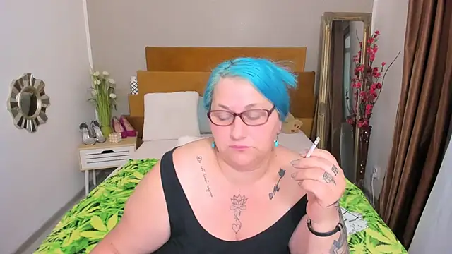 Sugarmommy_69X's Live XXX Chat