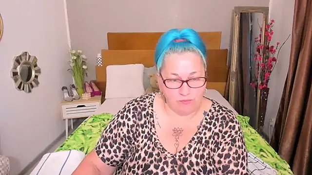 Sugarmommy_69X Chat XXX in diretta