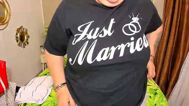 Sugarmommy_69X: απευθείας συνομιλία ΧΧΧ