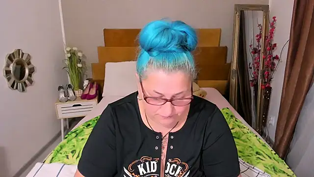 Sugarmommy_69X's Live XXX Chat