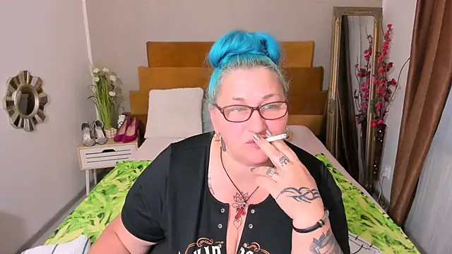 Sugarmommy_69X live XXX chat