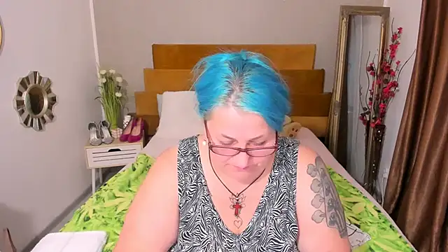 Sugarmommy_69XのライブXXXチャット