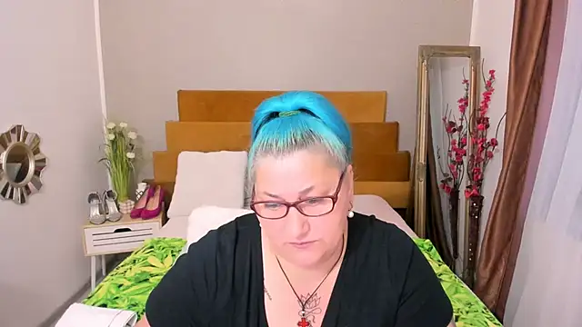 Sugarmommy_69X Adlı Modelin Canlı XXX Sohbeti