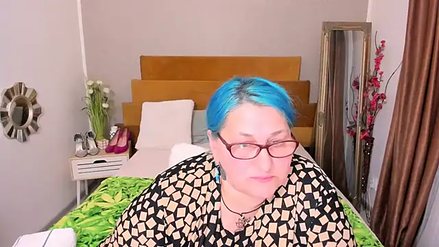 Sugarmommy_69X Adlı Modelin Canlı XXX Sohbeti