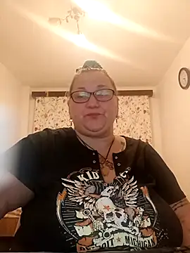 Sugarmommy_69X – Naživo XXX chat