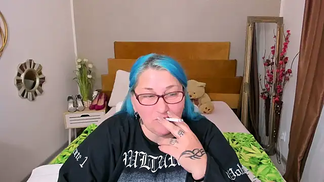 Sugarmommy_69XのライブXXXチャット