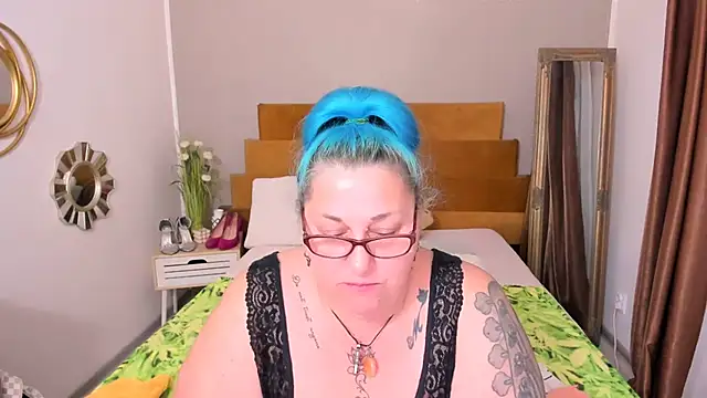 دردشة Sugarmommy_69X الجنسية المباشرة