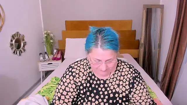 Sugarmommy_69X's Live XXX Chat
