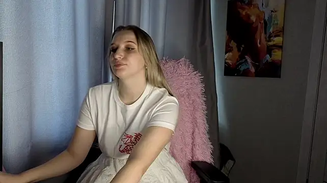 LillyFan-X's Live XXX Chat