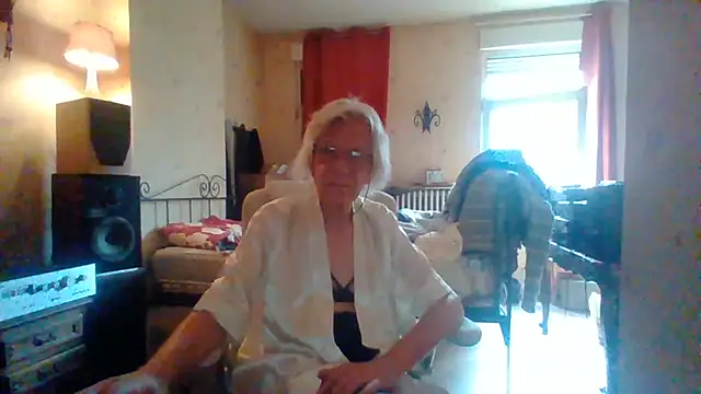 rosanetrav Webcamshow