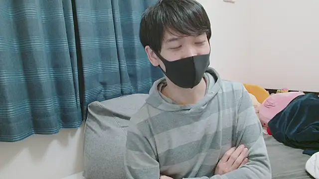 Show modela yukito-T na web-kameri