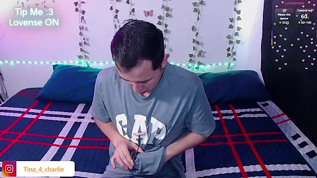 Tina_4_Charlie Шоу с уебкамера