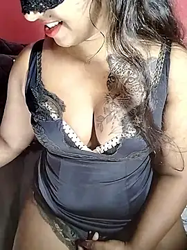 Sexy-Monikaa's Webcam Show