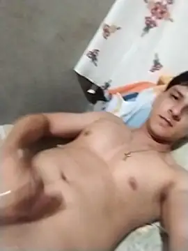 Show modela Joelnnnnnnnnnnn na web-kameri