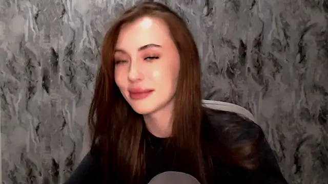 Nikonara_Love Adlı Modelin Web Kamerası Şovu