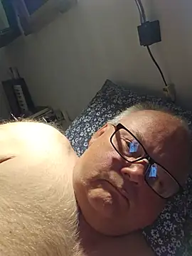 mullig57n Webbikameraesitys