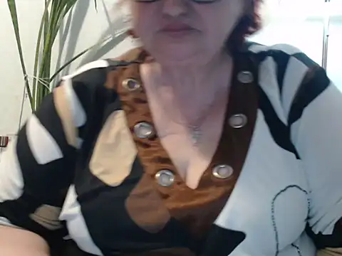DeniseeRosea webkamerás műsora