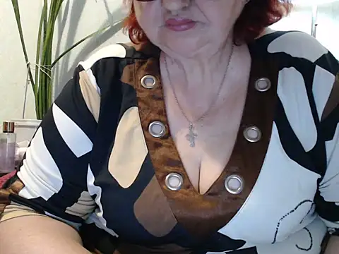 Show modela DeniseeRosea na web-kameri