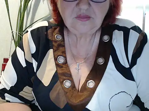 Chat XXX en directo de DeniseeRosea