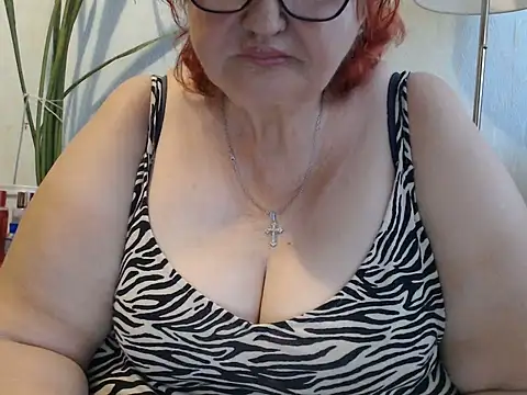 Chat XXX en directo de DeniseeRosea