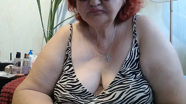 Pokazy przed kamerką – DeniseeRosea