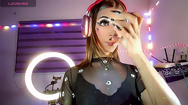 lucyangel_11 Webcam show