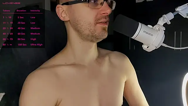 Moonsire1 Show in webcam