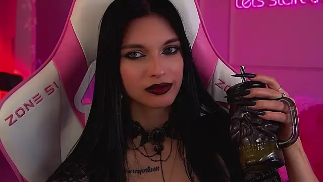 BeverlyMost's Live XXX Chat