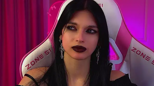 BeverlyMost Adlı Modelin Canlı XXX Sohbeti