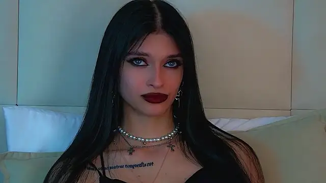 BeverlyMost's Live XXX Chat